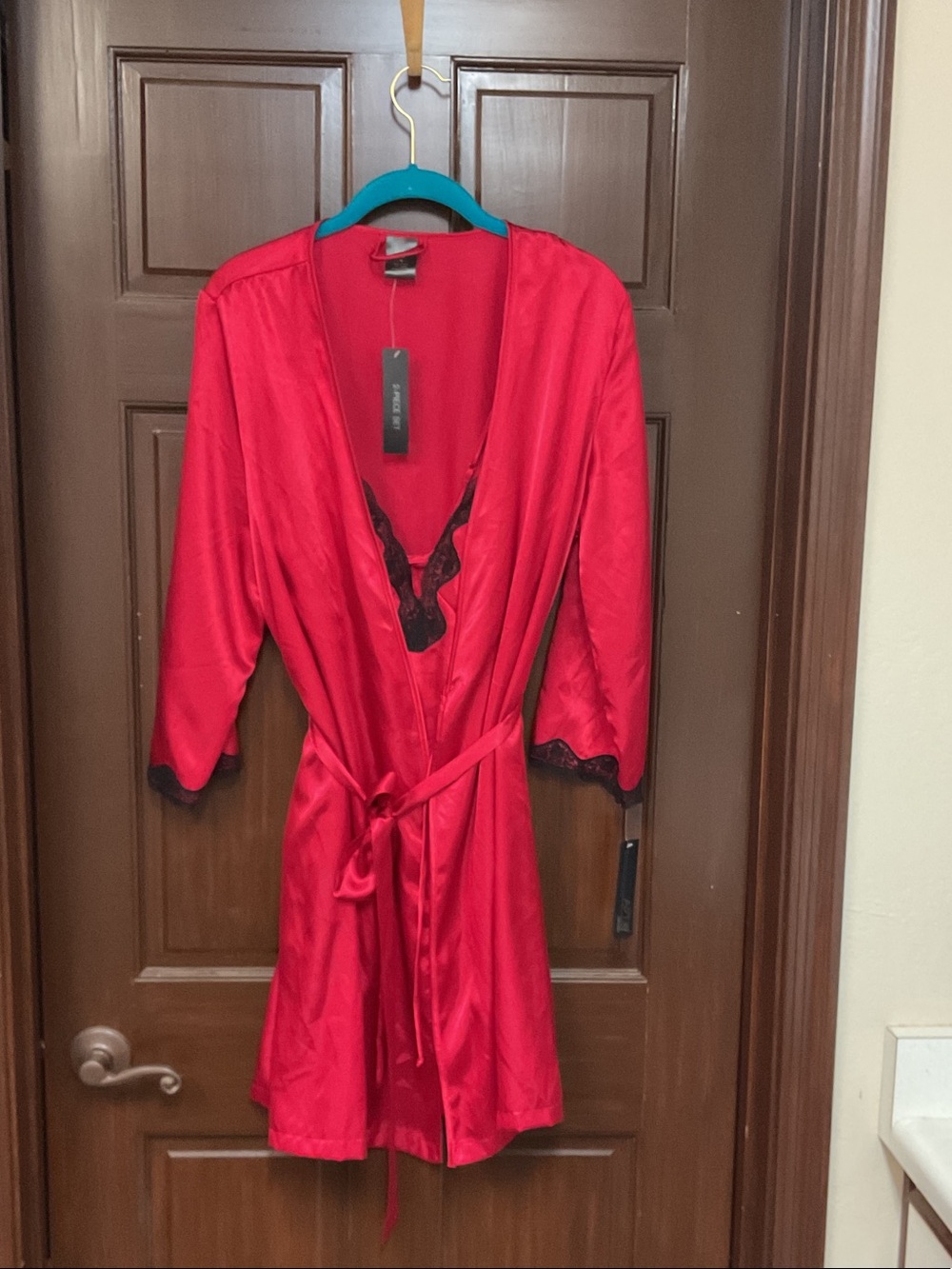 NWT APT .9knee length fancy sleepwear2 pc